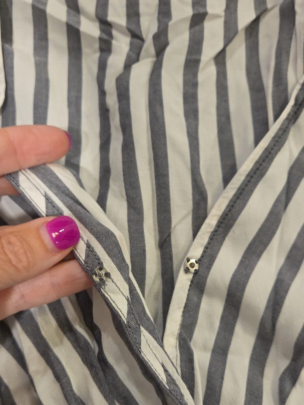 Ava & Viv White and Gray Striped Sleeveless Wrap Dress Size 1X!
